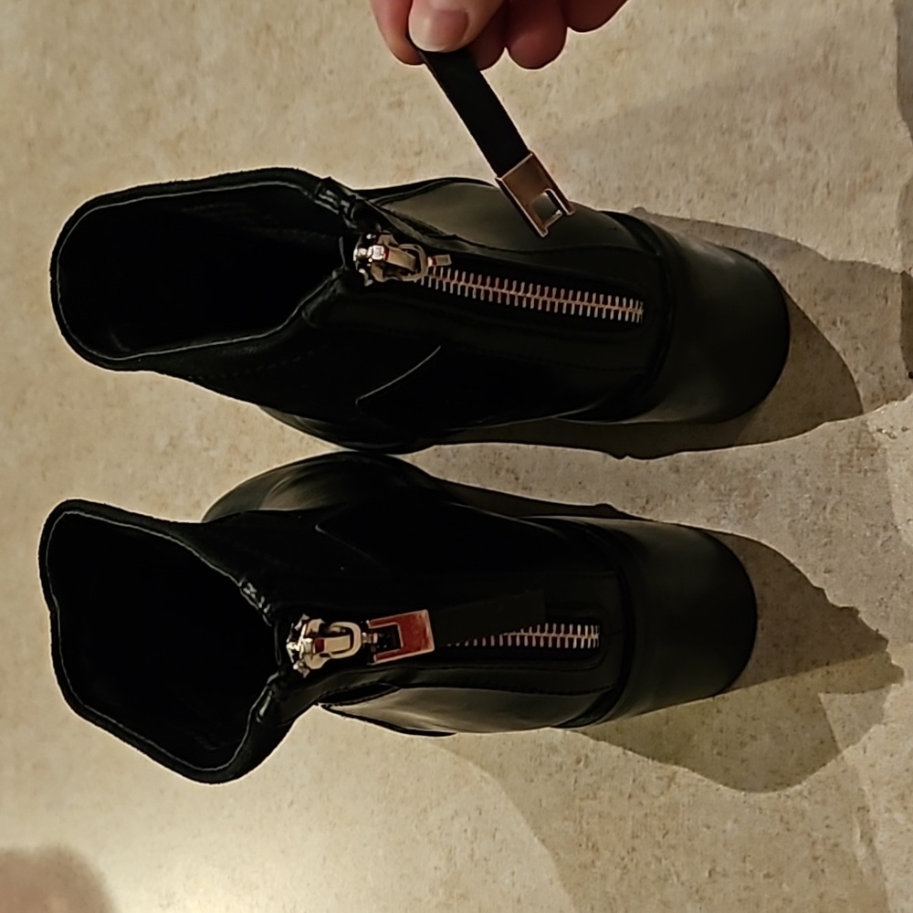 Call it Spring Booties - Picture 3 of 4